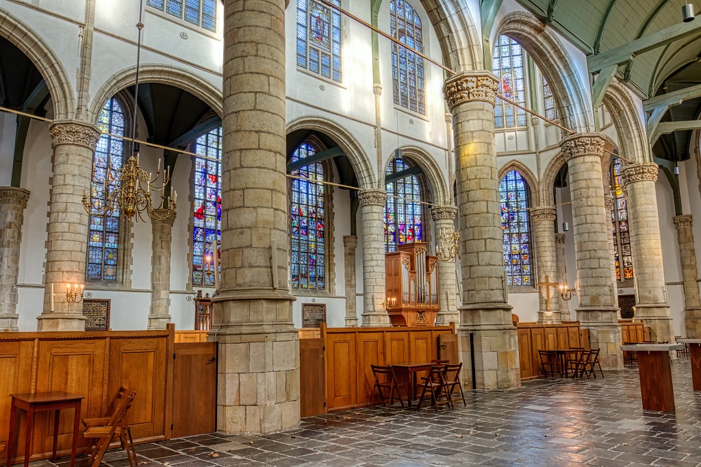 HDR sint-janskerk grote kerk sint-jan sint jan gouda glas in lood eglise church kerkfotografie pelerinage religie religion bedevaartsoord rooms katholiek protestant